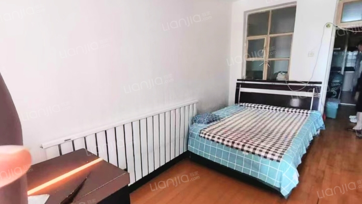 站前小区二手房实景图