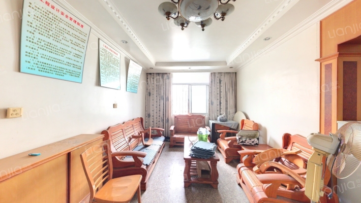 皇冠小区二手房实景图