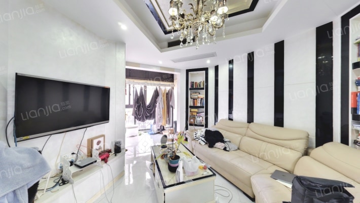 西郊半岛名苑二手房实景图