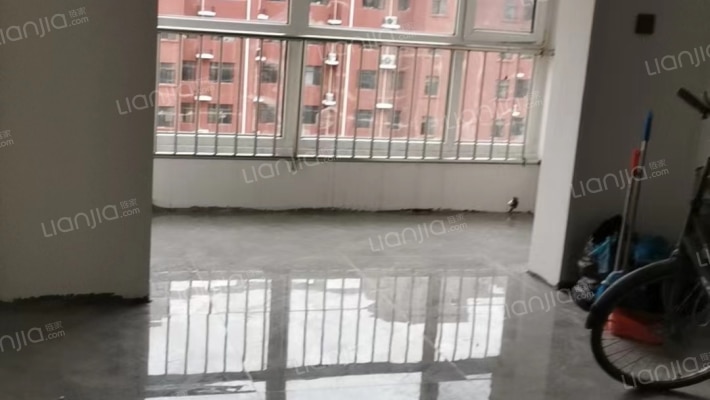 美华青竹园二手房实景图