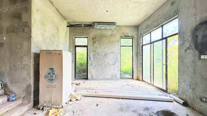 凤池岛二手房实景图