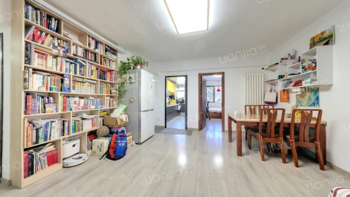 上地南路8号院二手房实景图