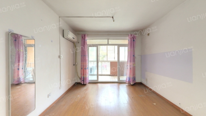 闵浦新苑三村西区二手房实景图