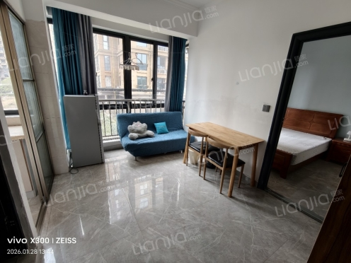 合租·山根花苑 6居室 北卧