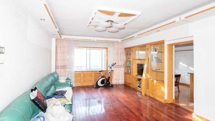 金湾小区二手房实景图