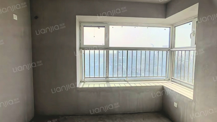 三利中和城B区大三居两卫两厅采光好，小区门口838车站-卧室A