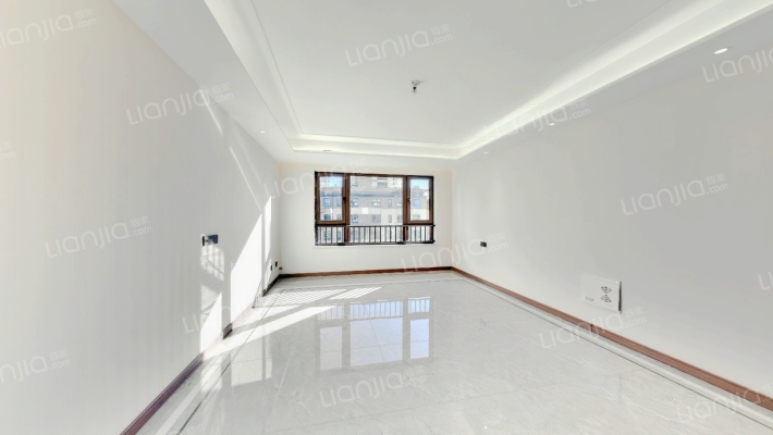 万科紫台二手房实景图