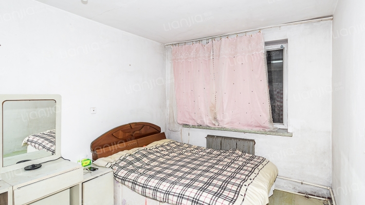 一中小区二手房实景图