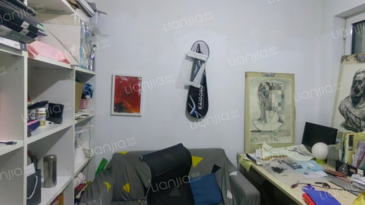 三利中和城大三居明厨明卫，采光好位置好，门口838站-卧室B