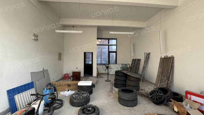 抚仙湖路二手房实景图