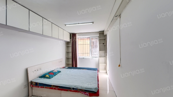 晓春社区二手房实景图