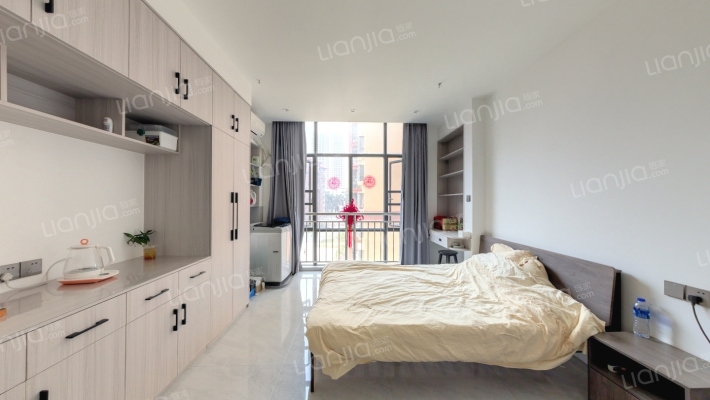 国田秋月蓝湾二手房实景图