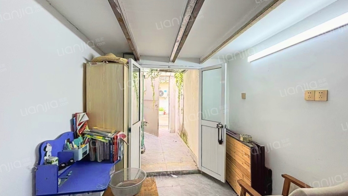 港务村二手房实景图