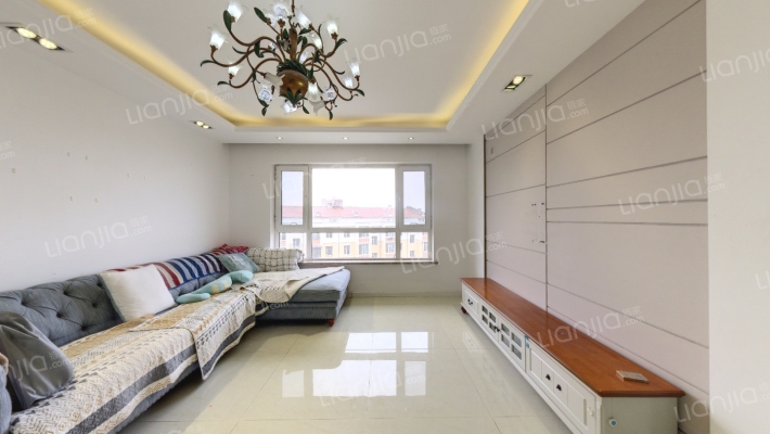 铂朗明珠二手房实景图