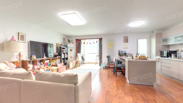 龙阁公寓二手房实景图