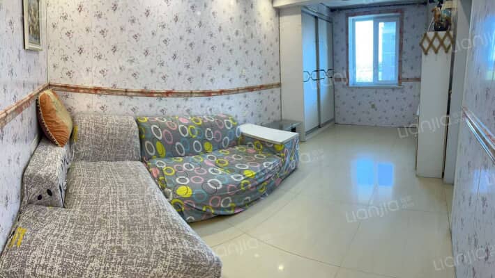 幸福温泉小镇二手房实景图