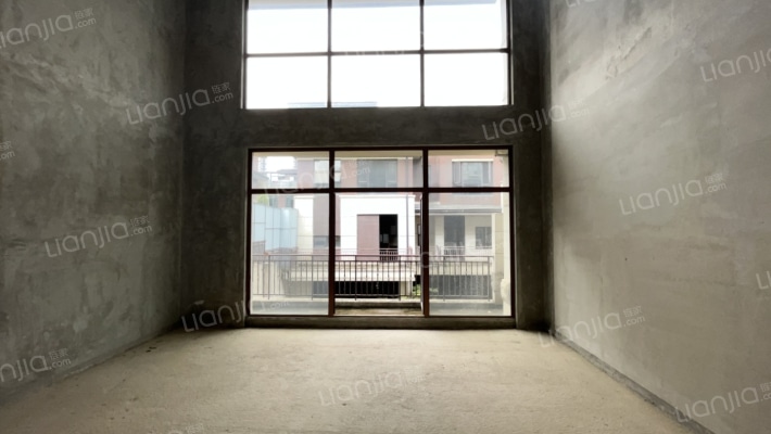 阅山墅二手房实景图