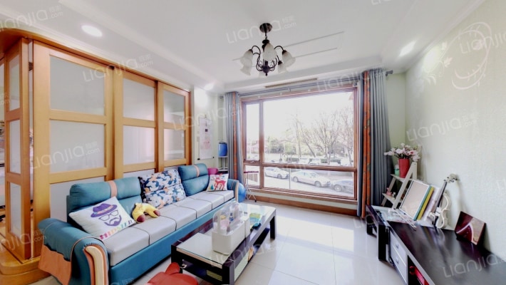 达观别墅二手房实景图