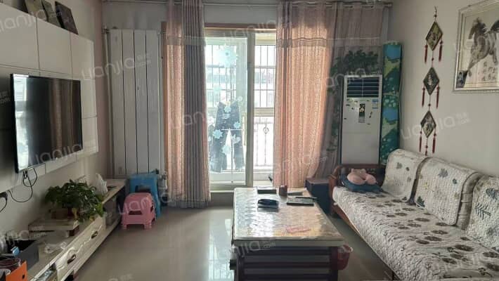 江南绿洲二手房实景图
