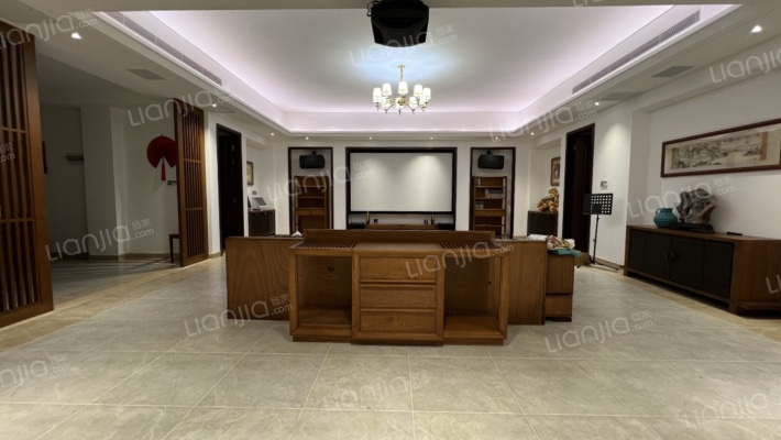 绿城蓝湾小镇·新月墅二手房实景图