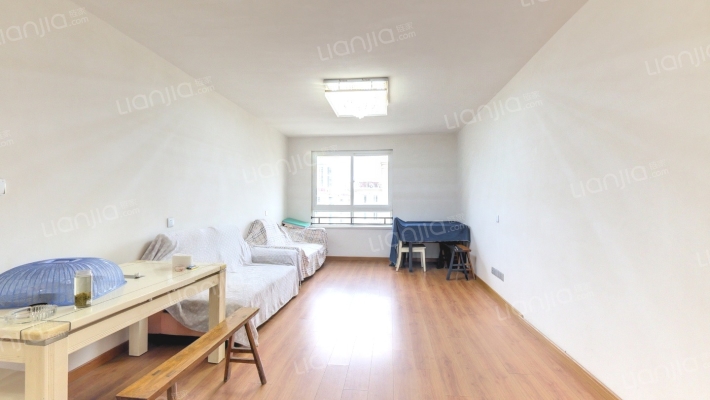 新城佳苑二手房实景图