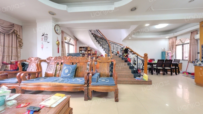 阳光花园二手房实景图