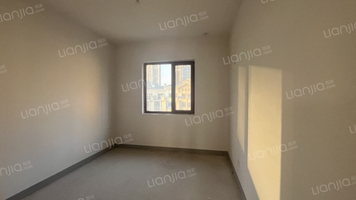 高铁新干线 2室2厅 南 北-卧室B