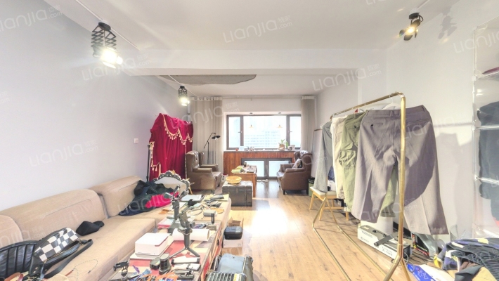 春申路二手房实景图