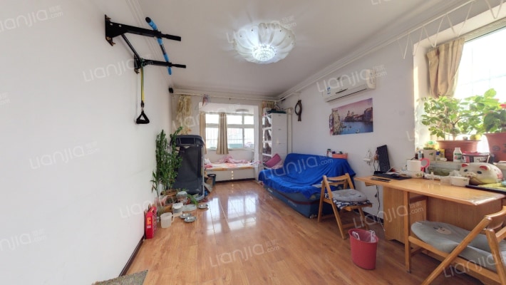 东关南里小区二手房实景图