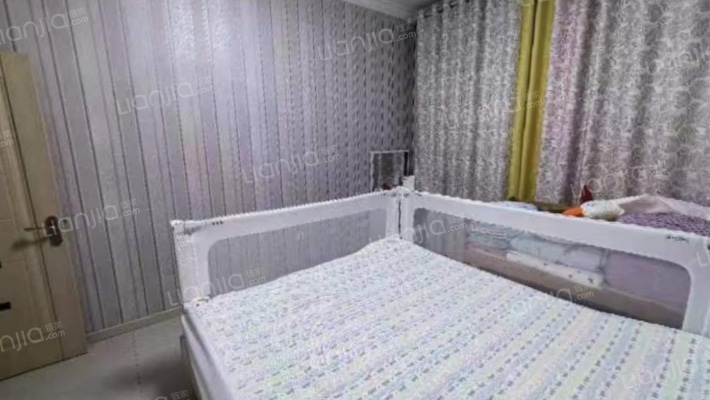 京汉二期南北通透房证满五唯一拎包入住-卧室B