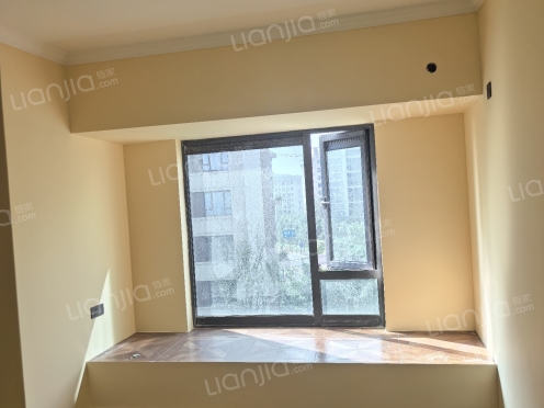 合租·未来城市 6居室 东南卧