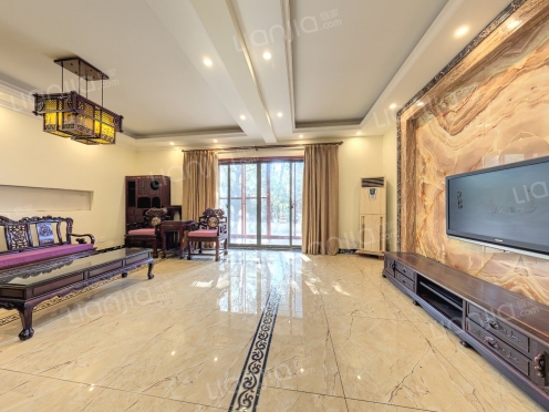 整租·绿地21城C区 4室2厅 复式 南/北