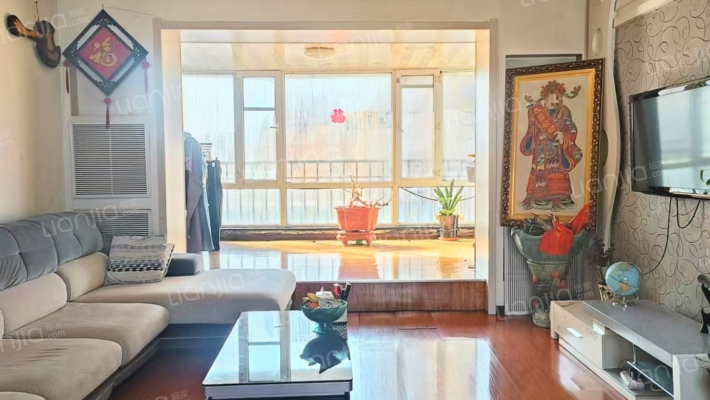 绿波华园二手房实景图