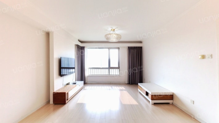 大西洋新城E区二手房实景图