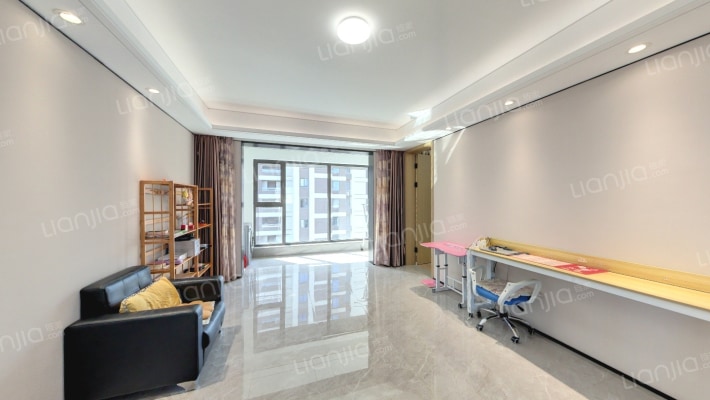 中海云锦西区二手房实景图