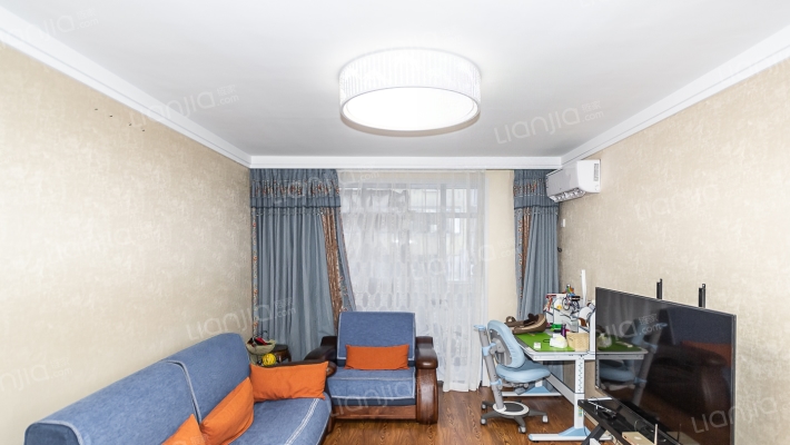 八一新村二手房实景图