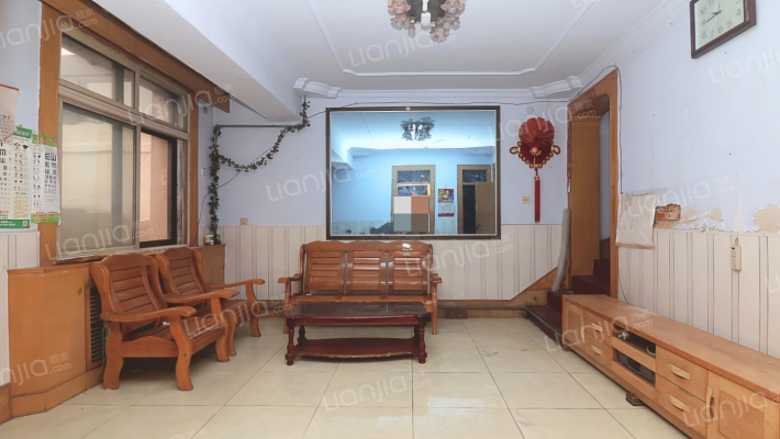 物资独体楼二手房实景图