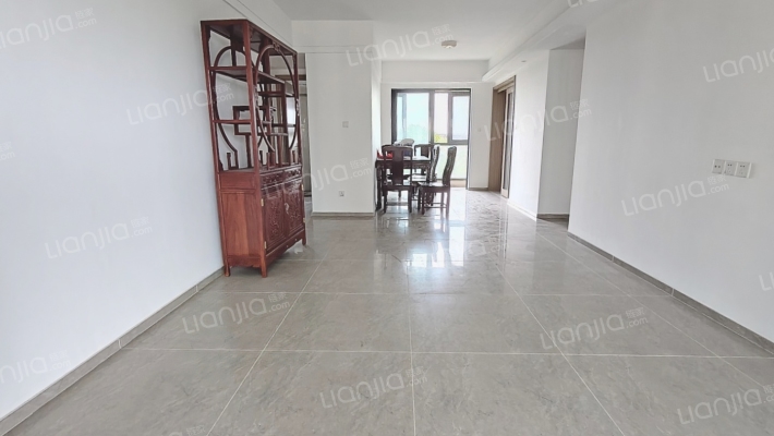 保利·六千树二手房实景图