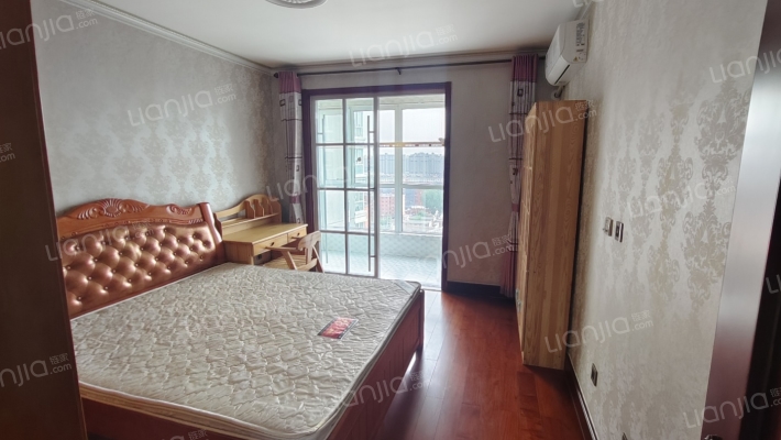 双塔区电梯房 精装南北两居室 落地窗 采光视野好-卧室A