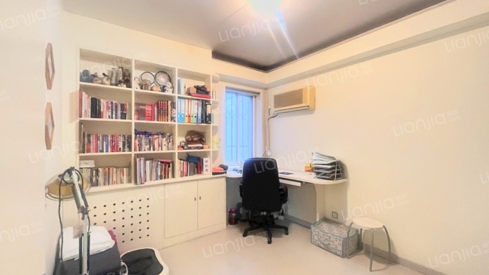 永安小区 4室2厅 南 北-卧室B