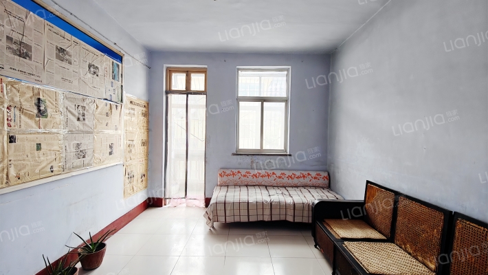 拖修宿舍二手房实景图