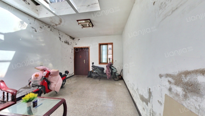 九浸路北二手房实景图