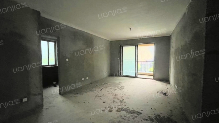 德客城二手房实景图