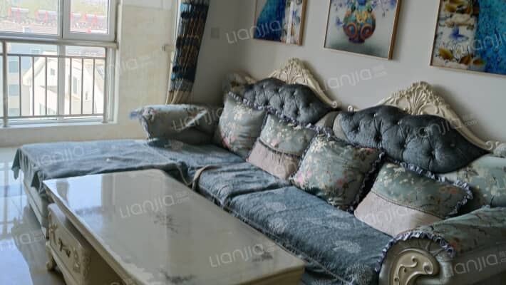 秀月佳苑二手房实景图