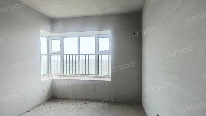 通勤三居。直达地铁站  必买房-卧室A