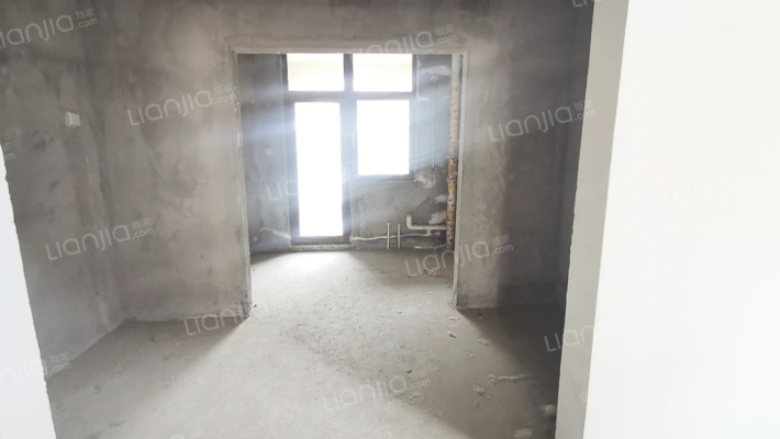 下叠无遮挡 ，南入户大院子带车库 ，带地下室诚意出售-厨房