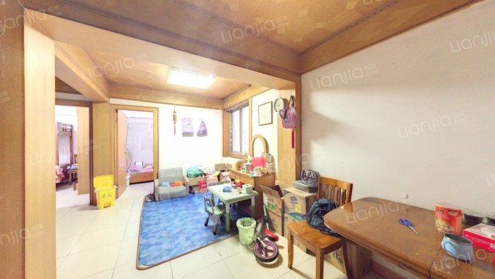 珠江大家庭花园二手房实景图