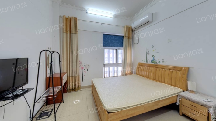 华兴国际汽配城二手房实景图