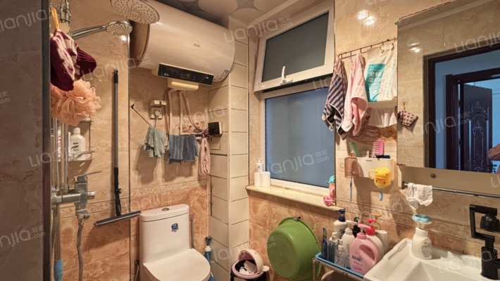 天保青花府 3室2厅 南 北-卫生间