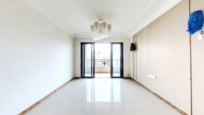 恒大健康城一期A区二手房实景图